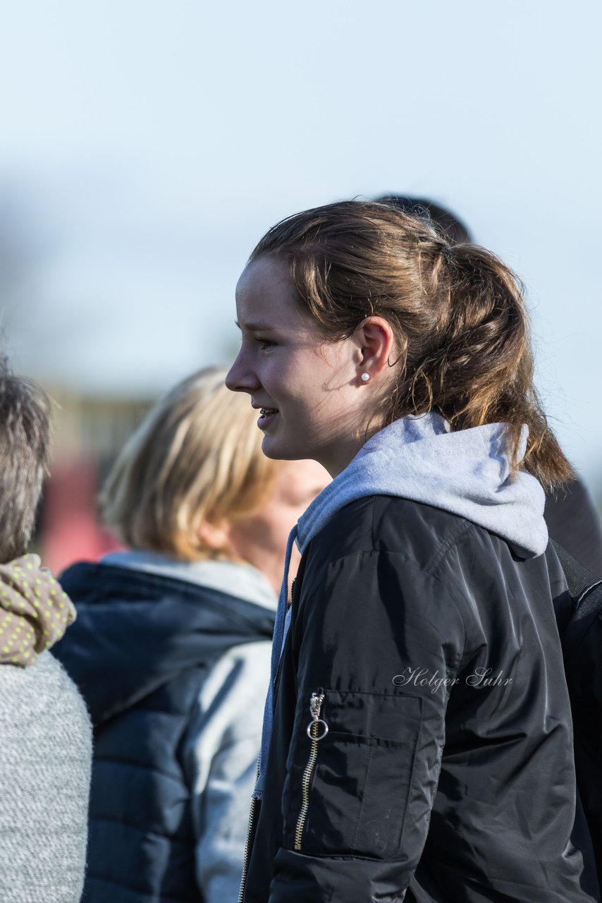 Bild 186 - C-Juniorinnen SV Steinhorst/Labenz - TSV Friedrichsberg-Busdorf : Ergebnis: 5:0